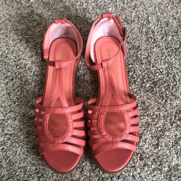 Modcloth Sandals - Picture 1 of 8